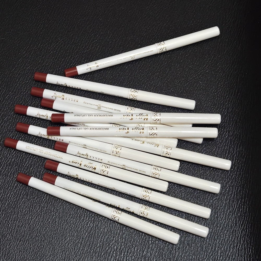 Belle Beauty by Kim Gravel Kisser Fixer Waterproof Gel Lipliner in Berry Red